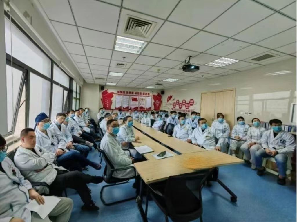 5cf82c887a6d8162a0ebe9d564e9bfe